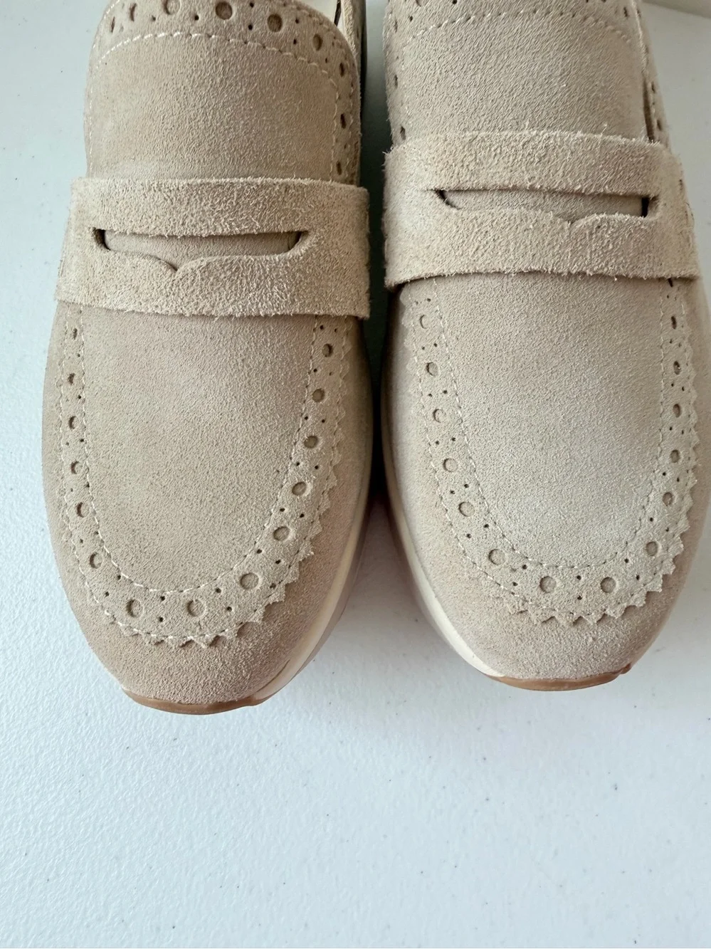 Dolce Vita Jeeta Suede Slip-On Platform Sneakers • Dune • size 8 • NWT *flaw